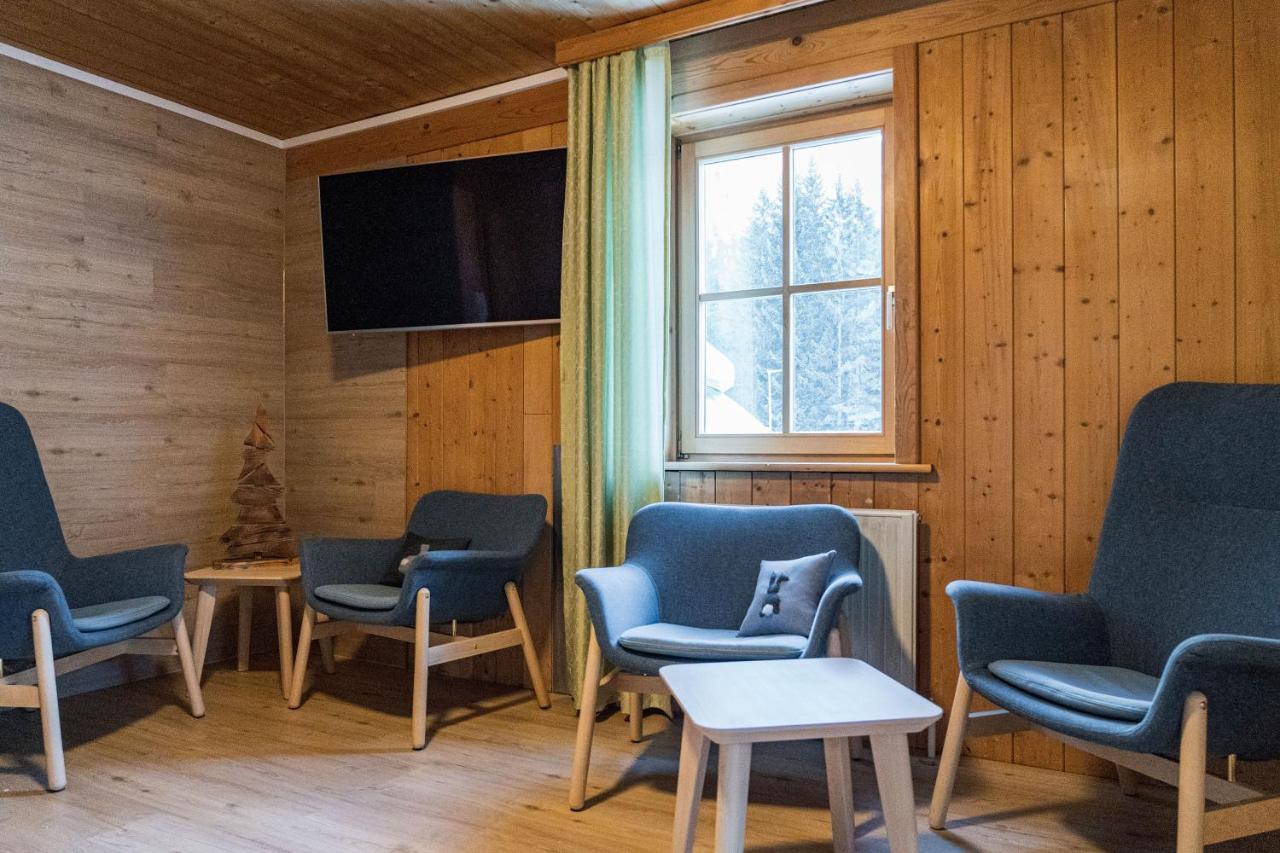 Apartmenthaus Matri By Pferd Auf Wolke วัลด์ อัม อาร์ลแบร์ก ภายนอก รูปภาพ
