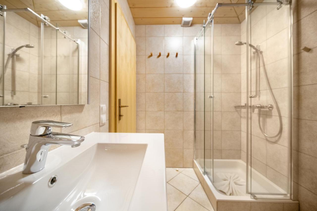 Apartmenthaus Matri By Pferd Auf Wolke วัลด์ อัม อาร์ลแบร์ก ภายนอก รูปภาพ