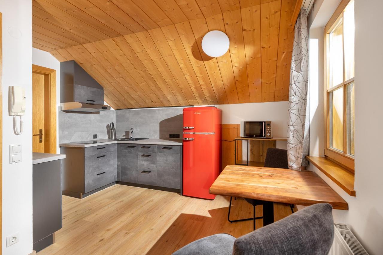 Apartmenthaus Matri By Pferd Auf Wolke วัลด์ อัม อาร์ลแบร์ก ภายนอก รูปภาพ